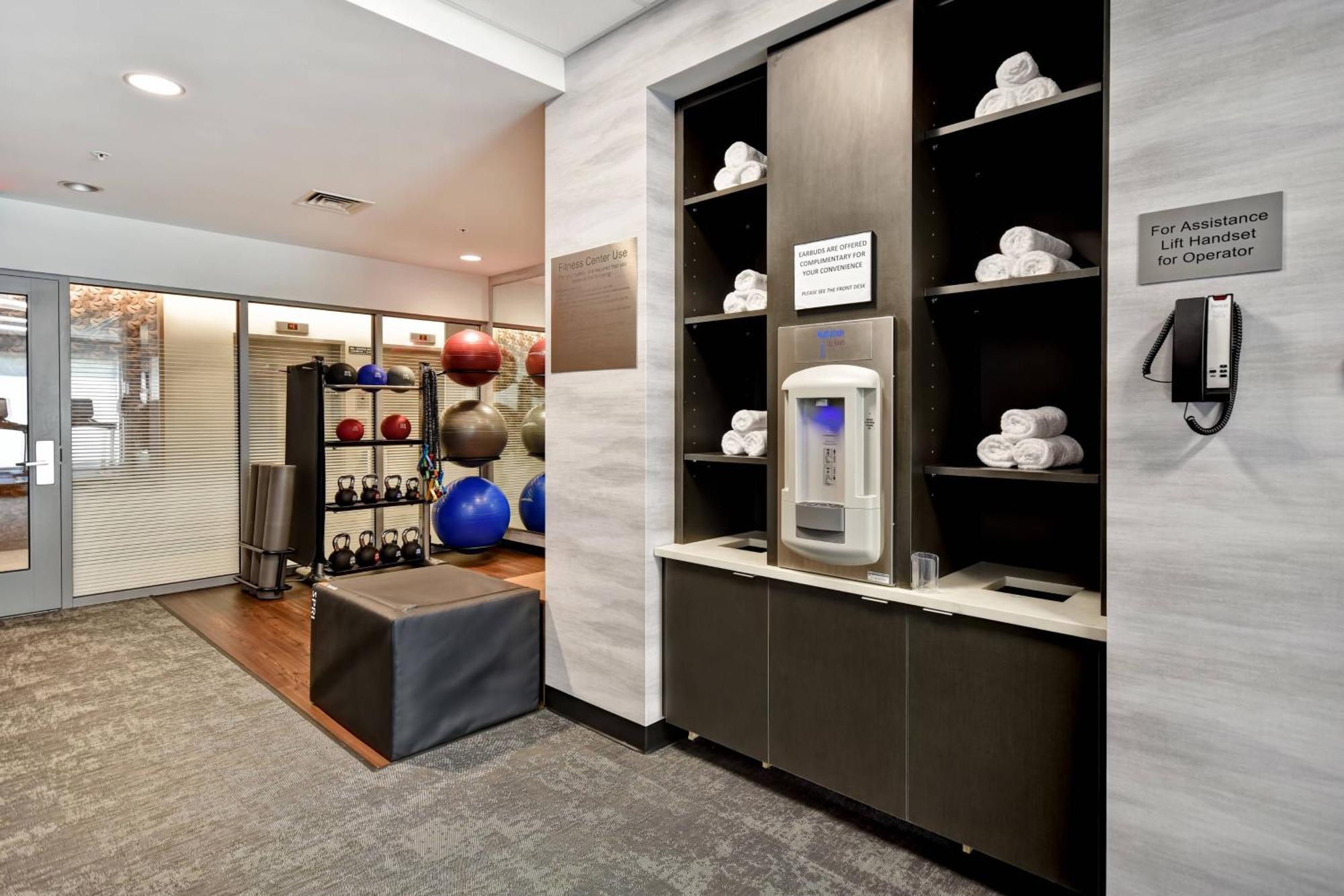 Fairfield Inn & Suites By Marriott Плимът Екстериор снимка